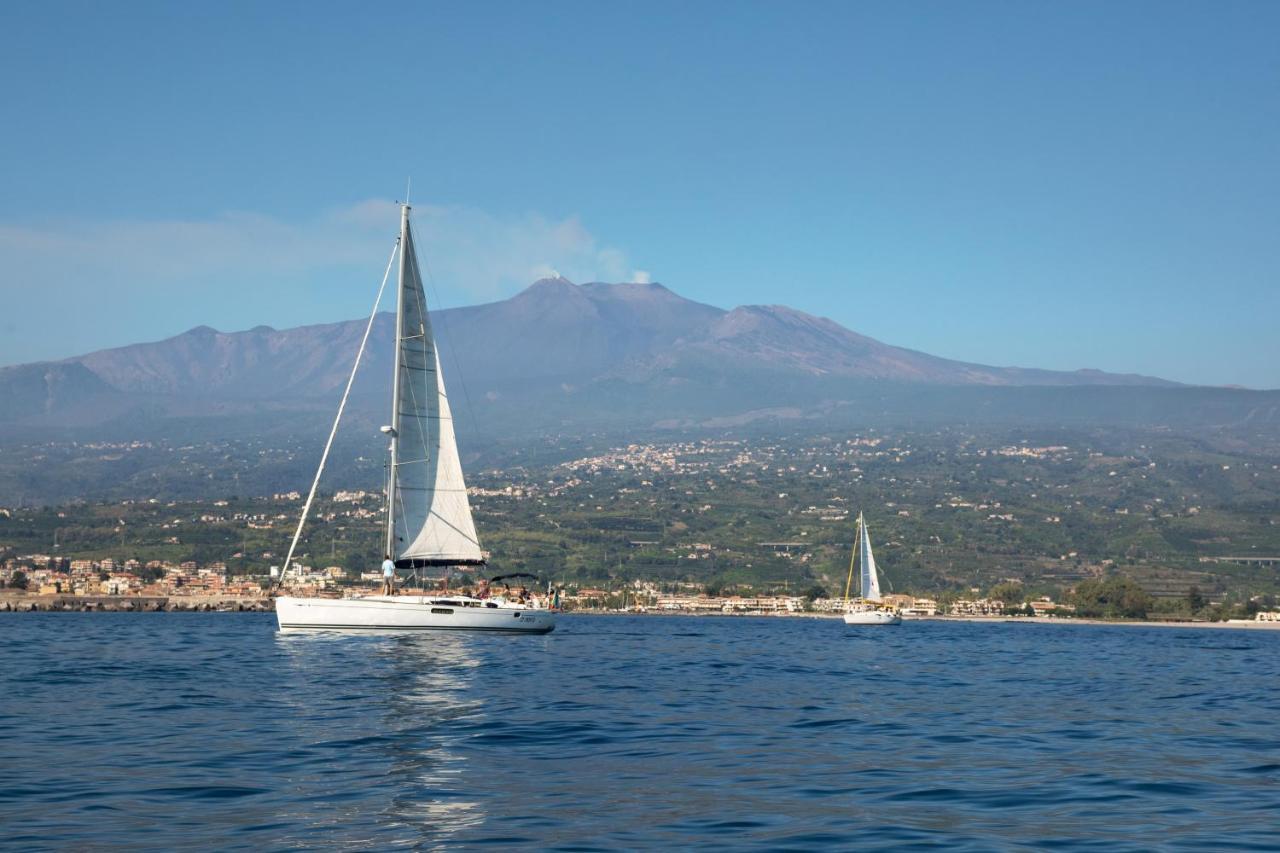 Zaffiro Lavico Etna Nature Sea *
