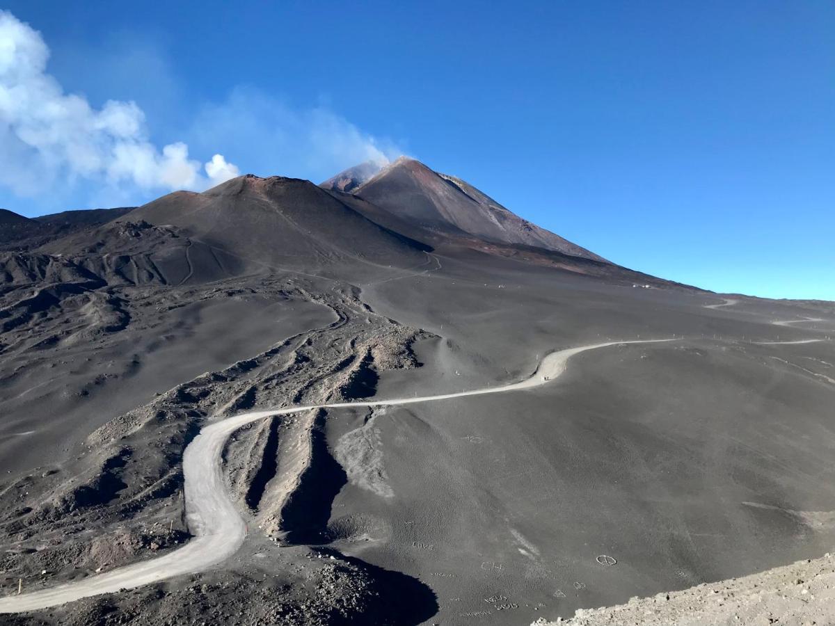 Zaffiro Lavico Etna Nature Sea Maison d'hôtes *