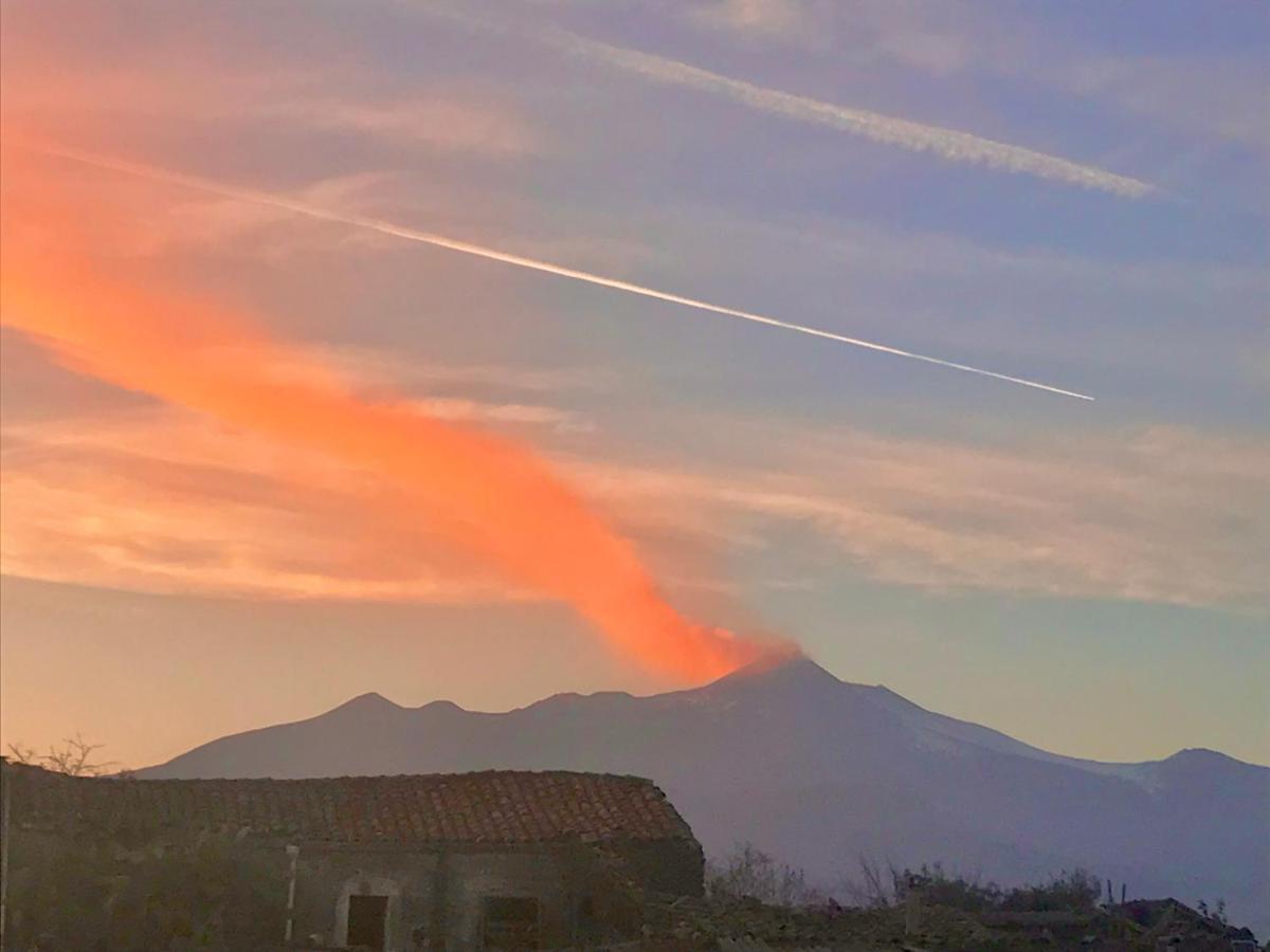 Zaffiro Lavico Etna Nature Sea * Acireale